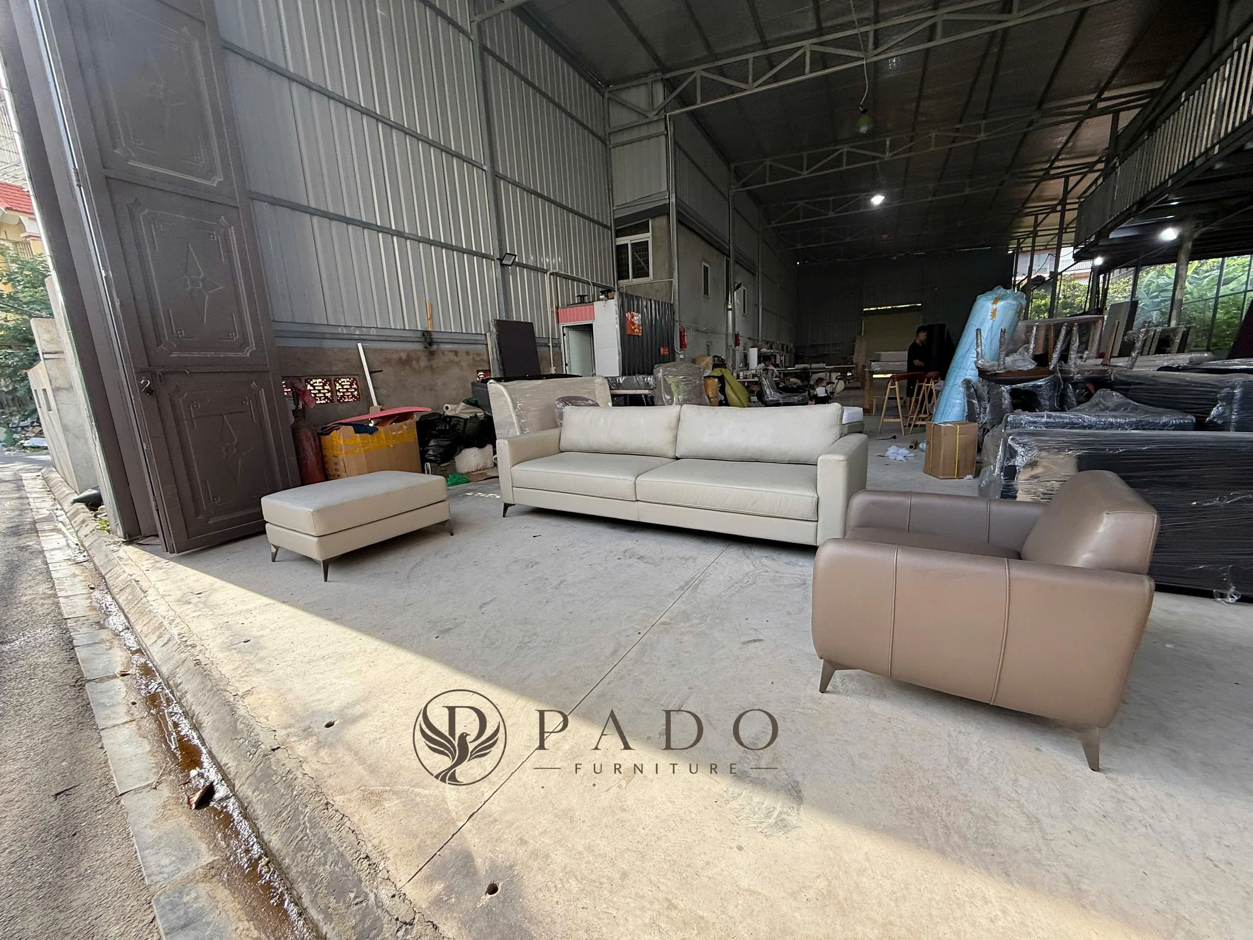 Bộ sofa da tone kem – nâu taupe - ảnh sản phẩm