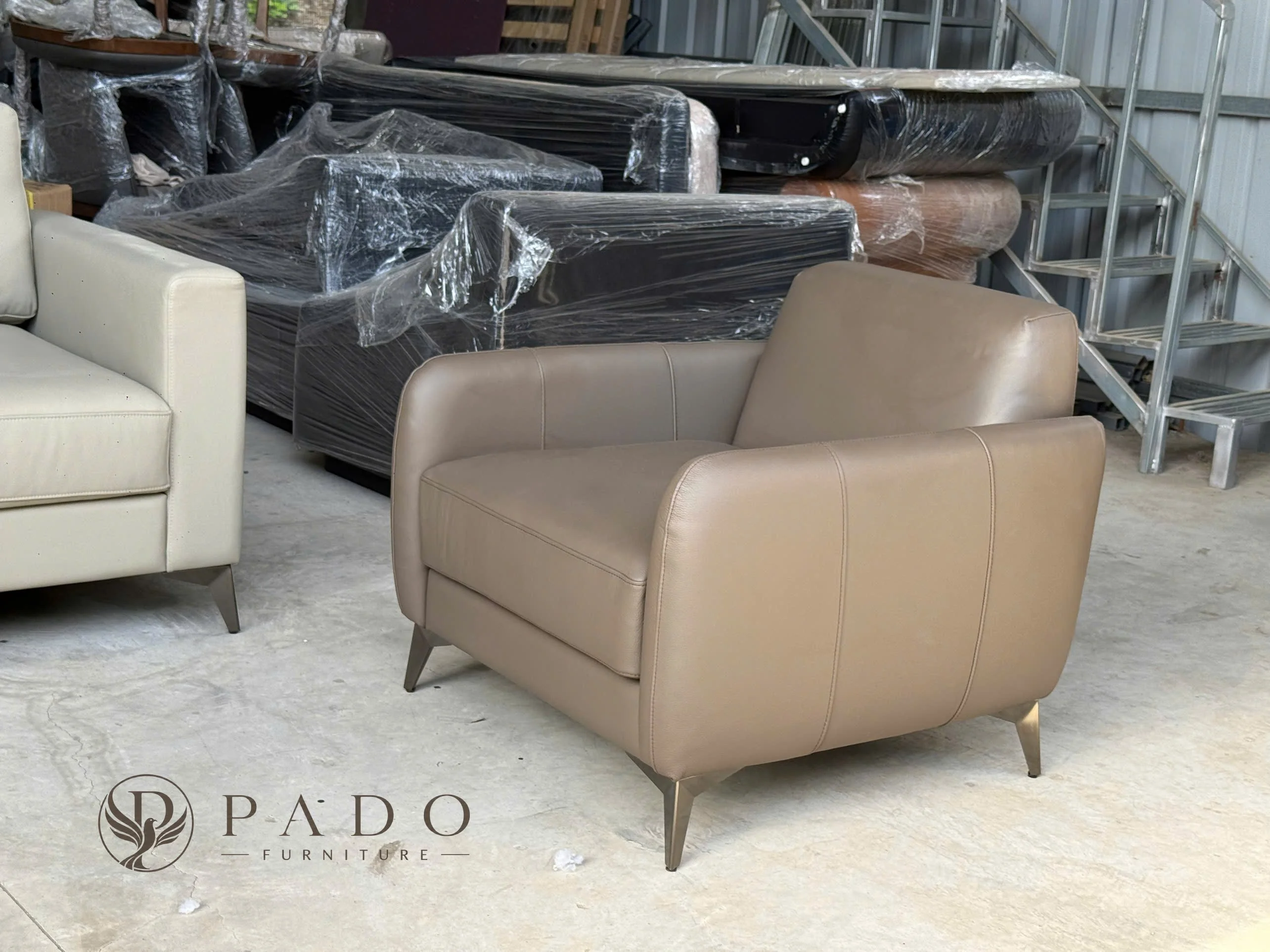 Bộ sofa da tone kem – nâu taupe - ảnh sản phẩm