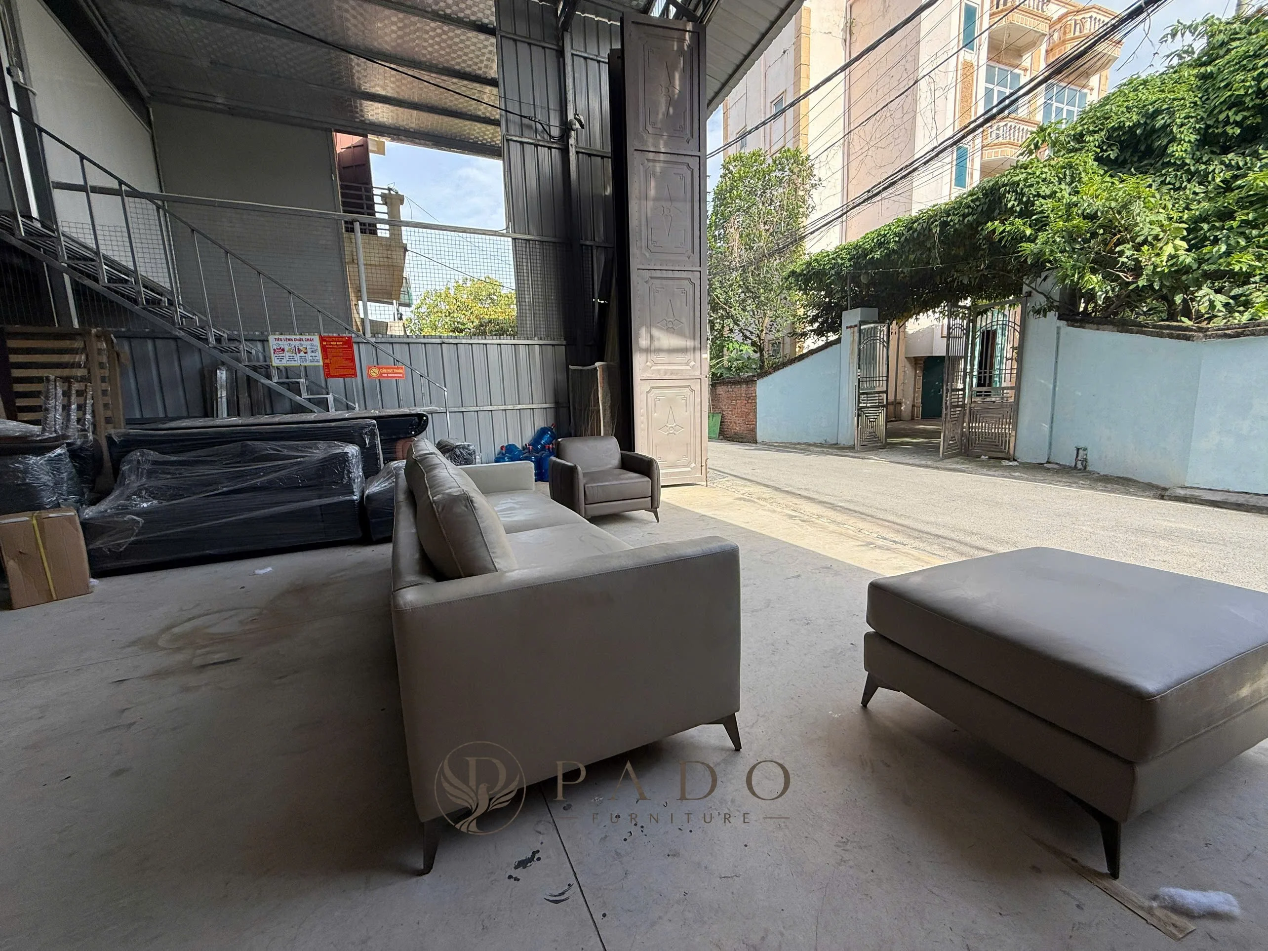 Bộ sofa da tone kem – nâu taupe - ảnh sản phẩm