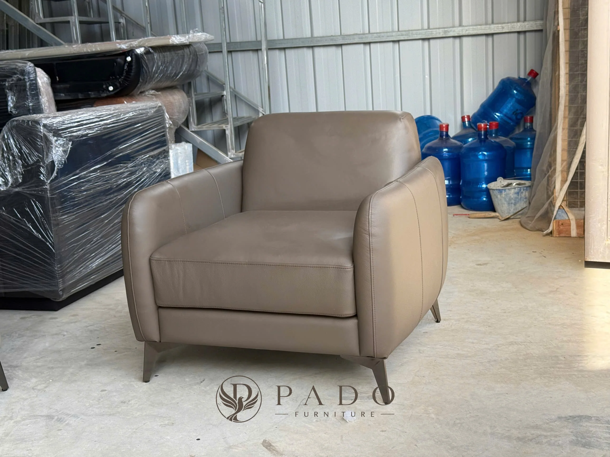 Bộ sofa da tone kem – nâu taupe - ảnh sản phẩm