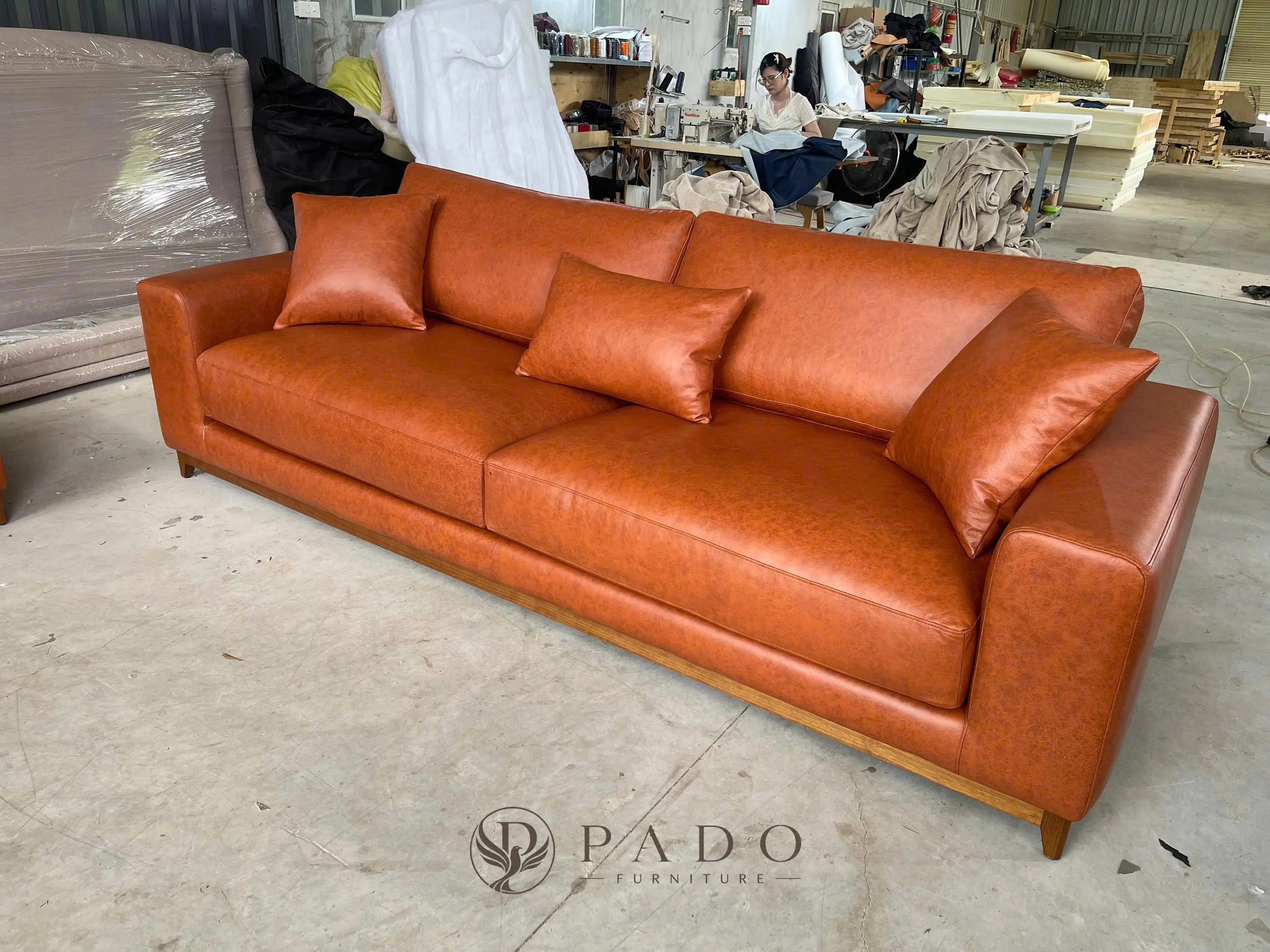 Sofa da nâu đất nổi bật - ảnh sản phẩm