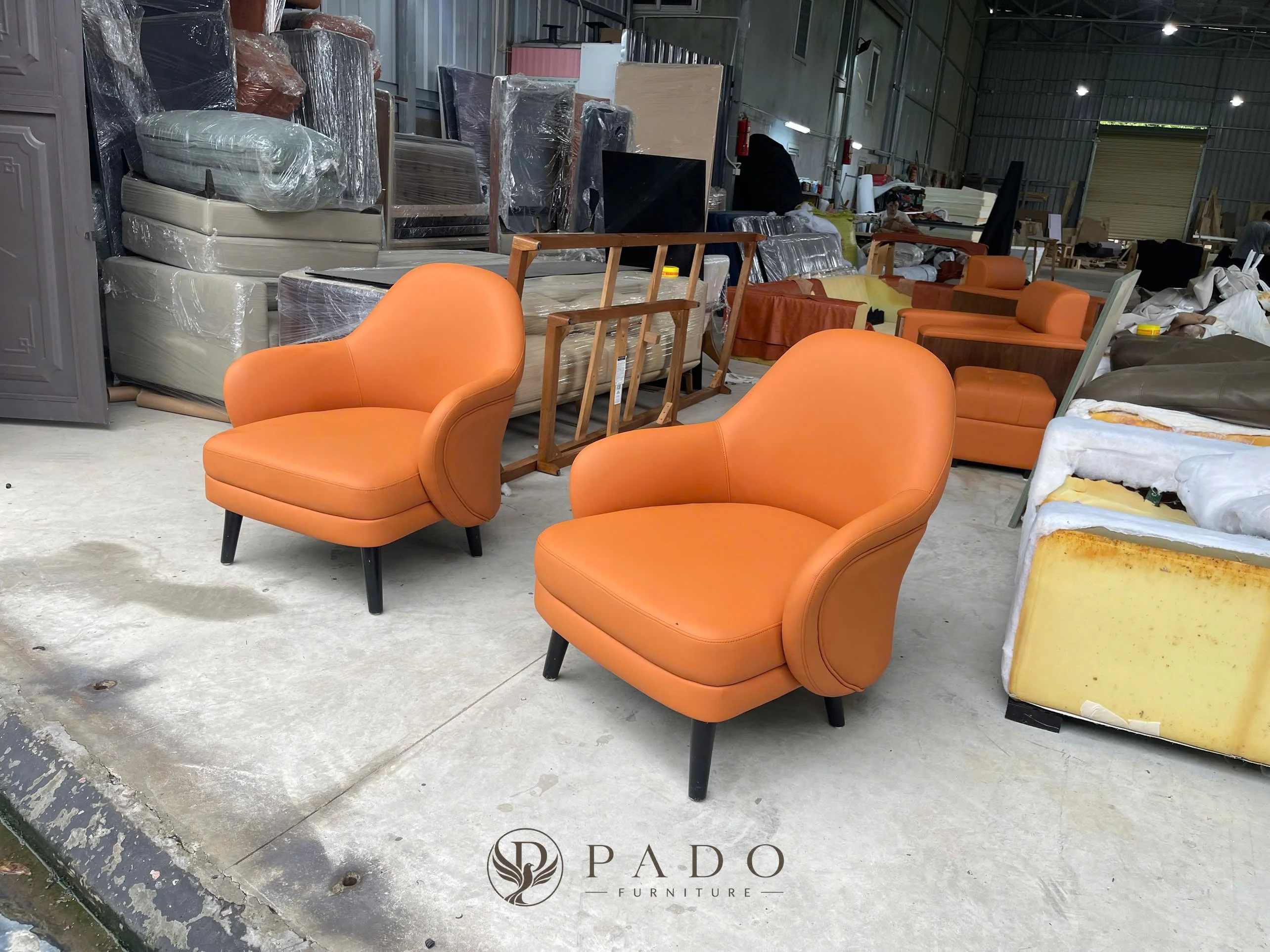 Sofa da nâu đất nổi bật - ảnh sản phẩm
